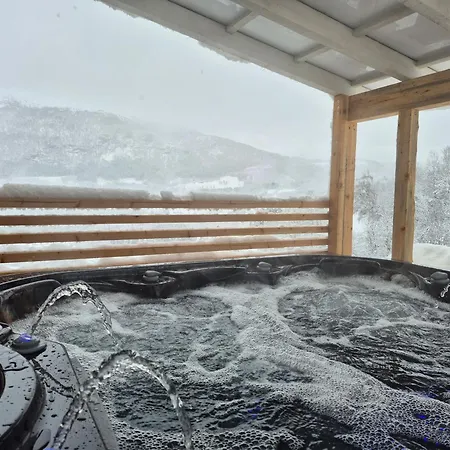 Molden Sky - Takterrasse Med Egen Jacuzzi! Appartement