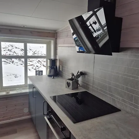 Molden Sky - Takterrasse Med Egen Jacuzzi! Luster