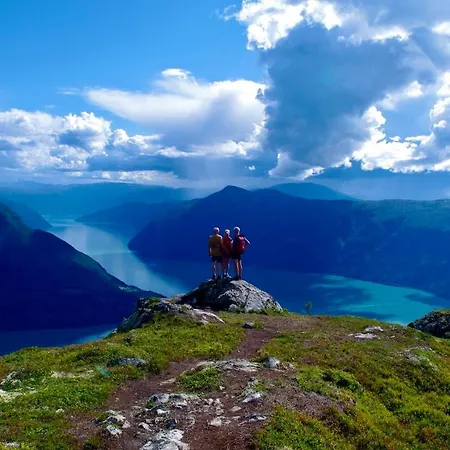 Molden Sky - Takterrasse Med Egen Jacuzzi! *